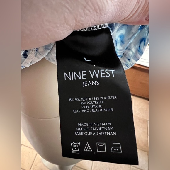 Nine West Blue Quarter Sleeve Blouse Size Large - Picture 11 of 11